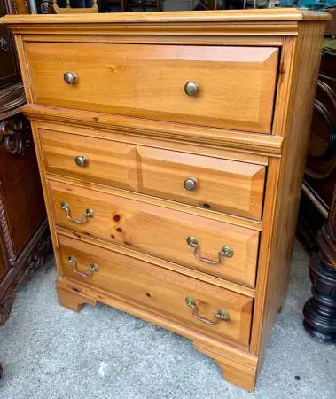 4 Drawer Pine Chest