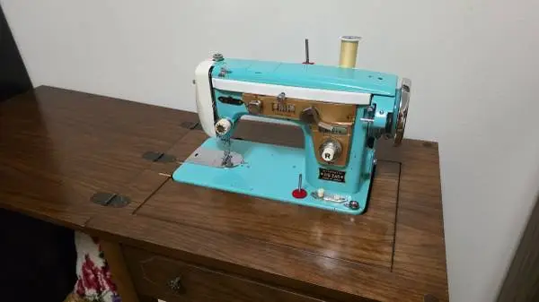 sewing machine table