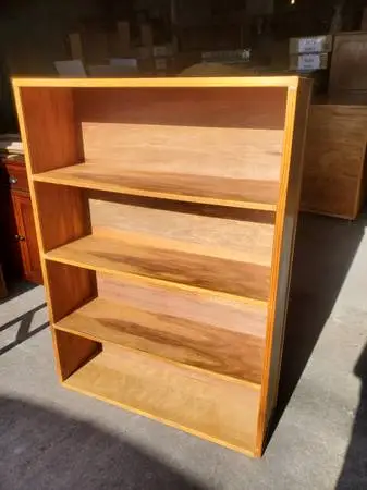 Medium solid wood bookshelf