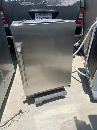 sub zero under counter Mini Fridge, new are $3k