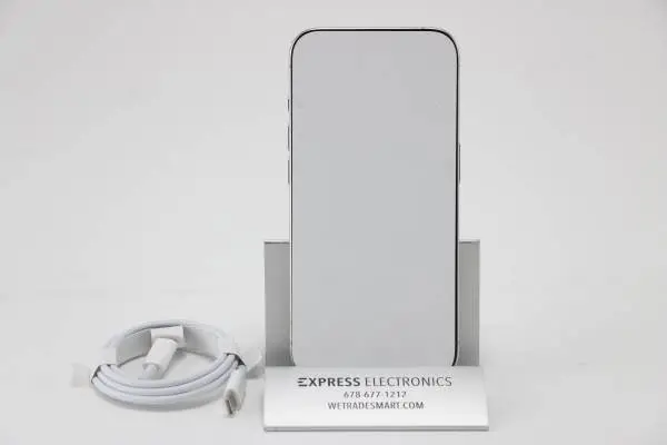 NEW - Apple iPhone 15 Pro 256GB White Titanium *FACTORY UNLOCKED*