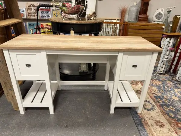 ♦♦ Rustic Farmhouse Country Desk ♦♦
