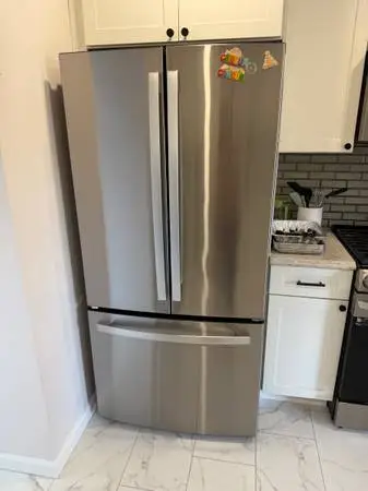GE Refrigerator French door