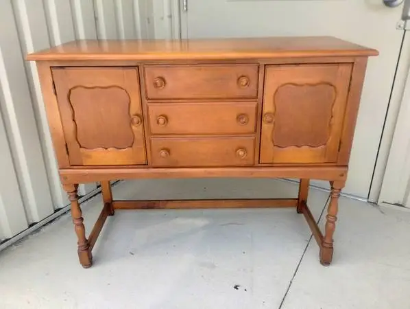 Vintage 1940s/50s Rock Maple Wood Buffet