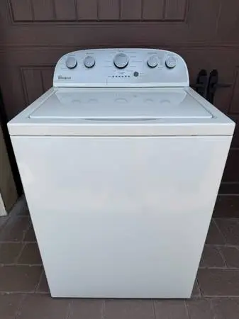 BRAND NEW CONDITION WHIRLPOOL WASHER
