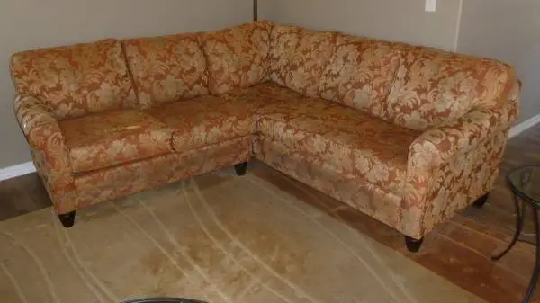 L-shaped Broyhill Sectional