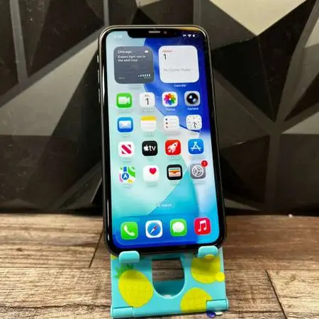 Apple iPhone 11 | 256GB | Unlocked | Black