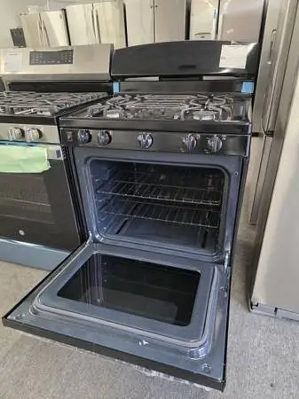 New Open Box GE 30 Black Gas Range