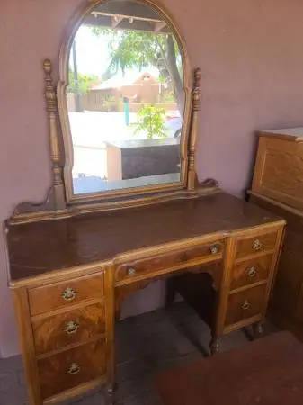 Antique dresser with mirror