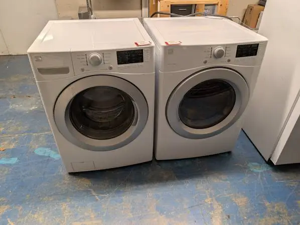 Kenmore washer and dryer set