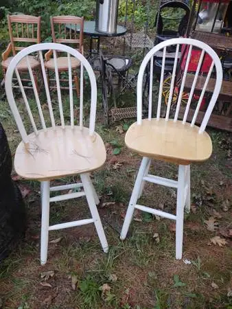 2 stools for $30