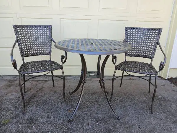 LOVELY  DINING SET or DRINKS TABLE AND 2 ARMCHAIR SET