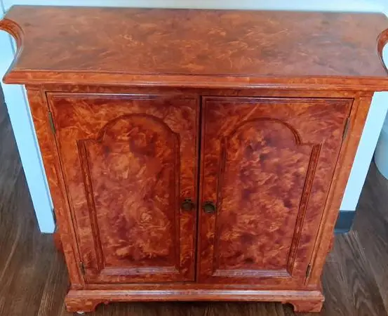 Hand made accent piece 36x16x27in
