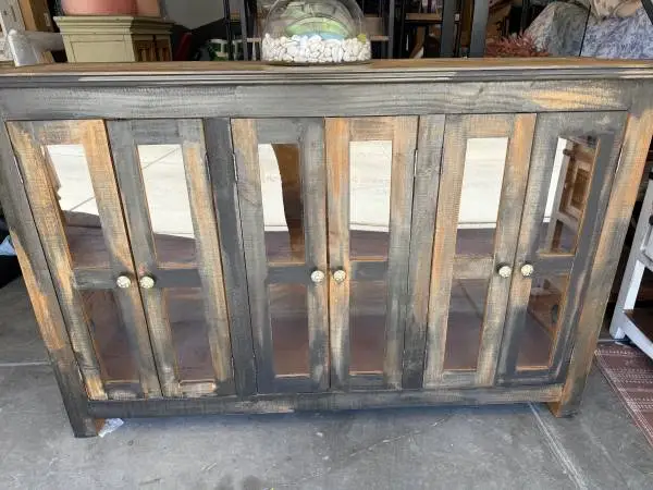 Farmhouse/ Rustic Sideboard Or Buffet.