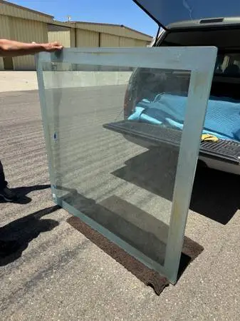 Glass table top, massive! Only
