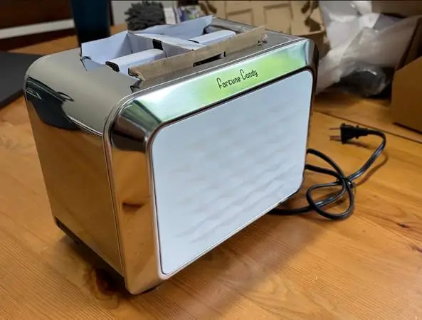 Retro Compact Kitchen 2 Slice Toaster w/ Reheat, Defrost & Cancel fn