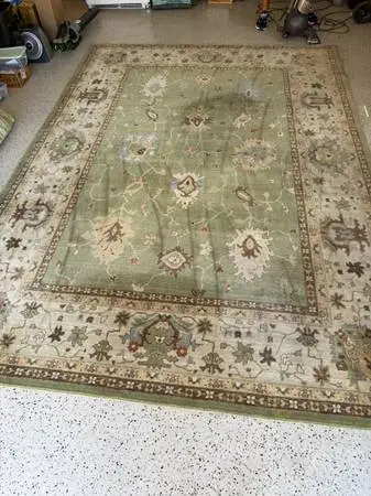 Beautiful 100% Wool Couristan Area Rug