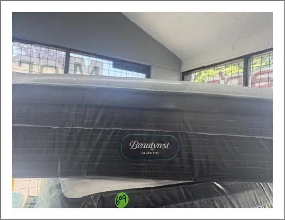 California King Size Simmons Beautyrest Harmony Pillow Mattress & Bed