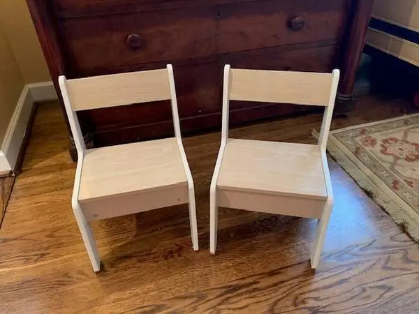*pair* Toffy and Friends kids chairs
