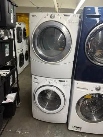 Whirlpool Duet Washer & Dryer w/ steam