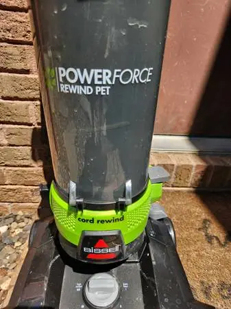 Bissell PowerForce Pet Vacuum
