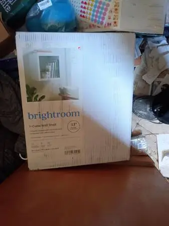 Brightroom 1 cube wallshell new in a box