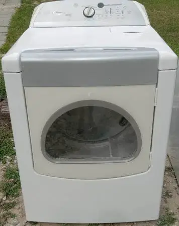 WHILRPOOL ELECTRIC DRYER