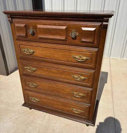 PRICE REDUCED Flawless 5 Drawer Solid Wood Chest of Drawers