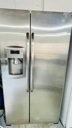 GE Refrigerator 36Wx30Dx69H