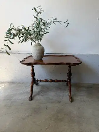 Vintage Berkey & Gay Walnut Accent Table