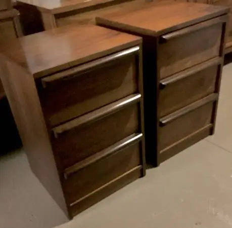 Mid century - Tall pair of night stands with 3 drawers