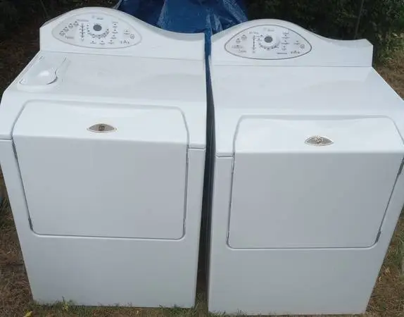 MAYTAG NEPTUNE SET ELECTRIC. VERY NICE/CLEAN. BOTH WORK GREAT. $400