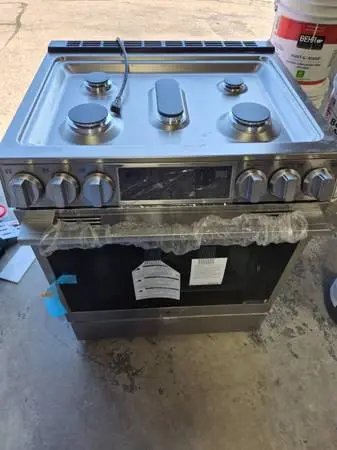 Brand New LG Gas Stove