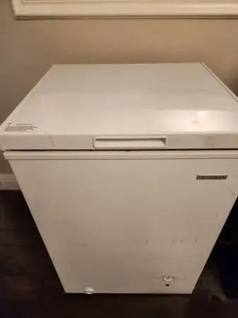 3.5 small deep freezer