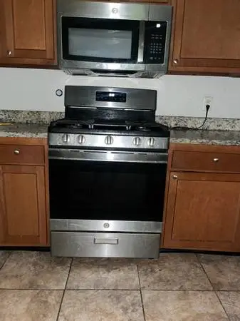 GE Gas Range Stainless Steel