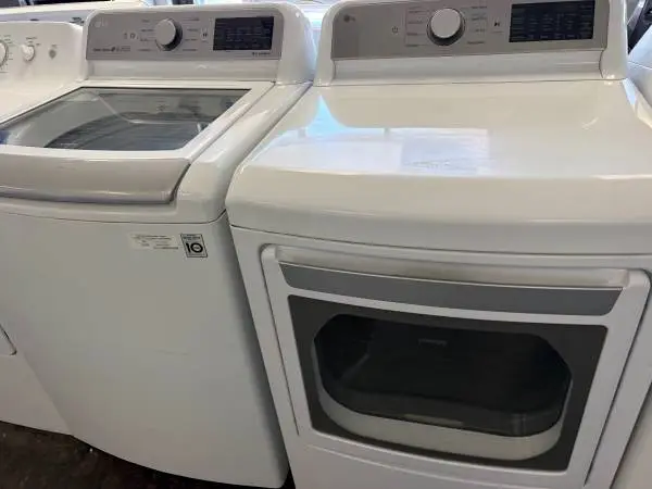 LG Huge No Agitator Tub HE Washer & Dryer Set