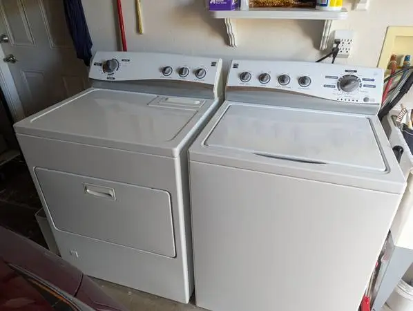 Kenmore Washer & Gas Dryer Set