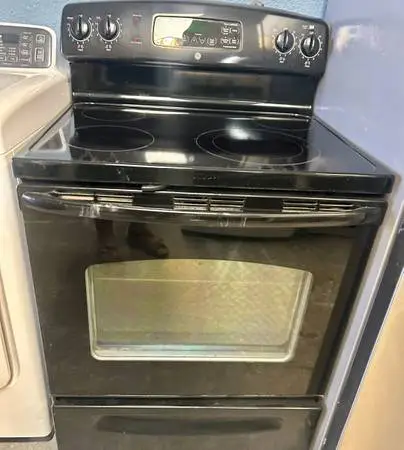 GE Black Smooth Top Electric Stove