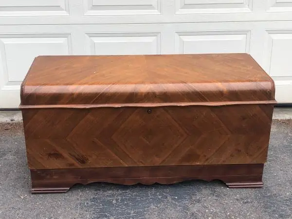 1941 Lane Cedar Chest