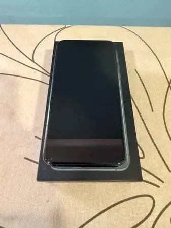 2 IPhone 11 pro max 64gb
