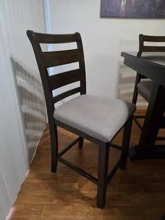 Dining table with 6 chairs