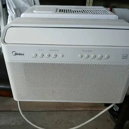 Midea 12000btu U shaped window air conditioner