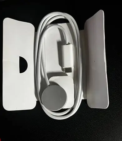 New, unused Apple watch Magnetic fast charger to usb-C