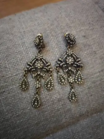 Heidi Daus Clip chandelier earrings