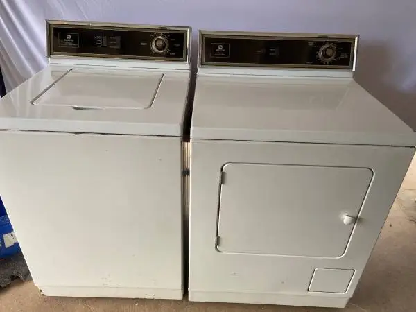 Maytag washer & gas dryer
