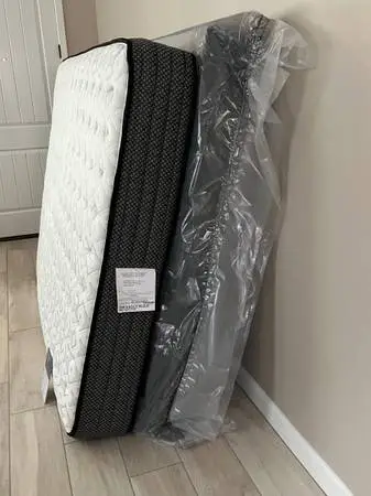 Queen Mattress and Box Spring