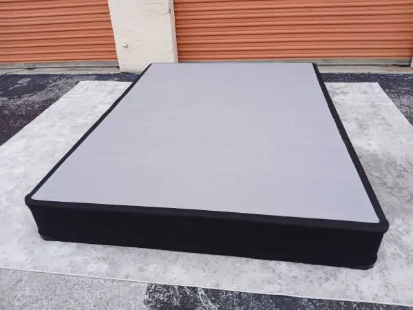 Like New Queen Box spring Foundation for yr mattress