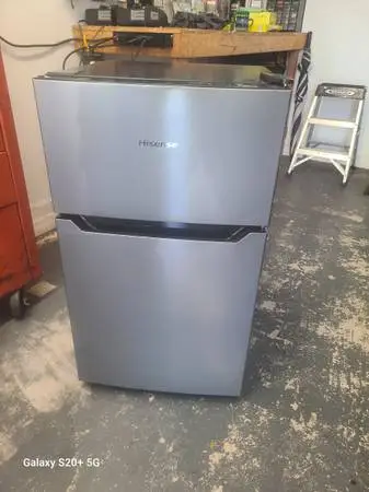 Hisense Mini Fridge for Dorm