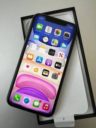 Unlocked  iphone 11 64GB 100% battery Life