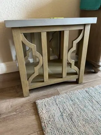 Alden concrete end table